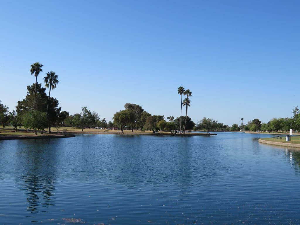 Xeriscape Garden南側の公園