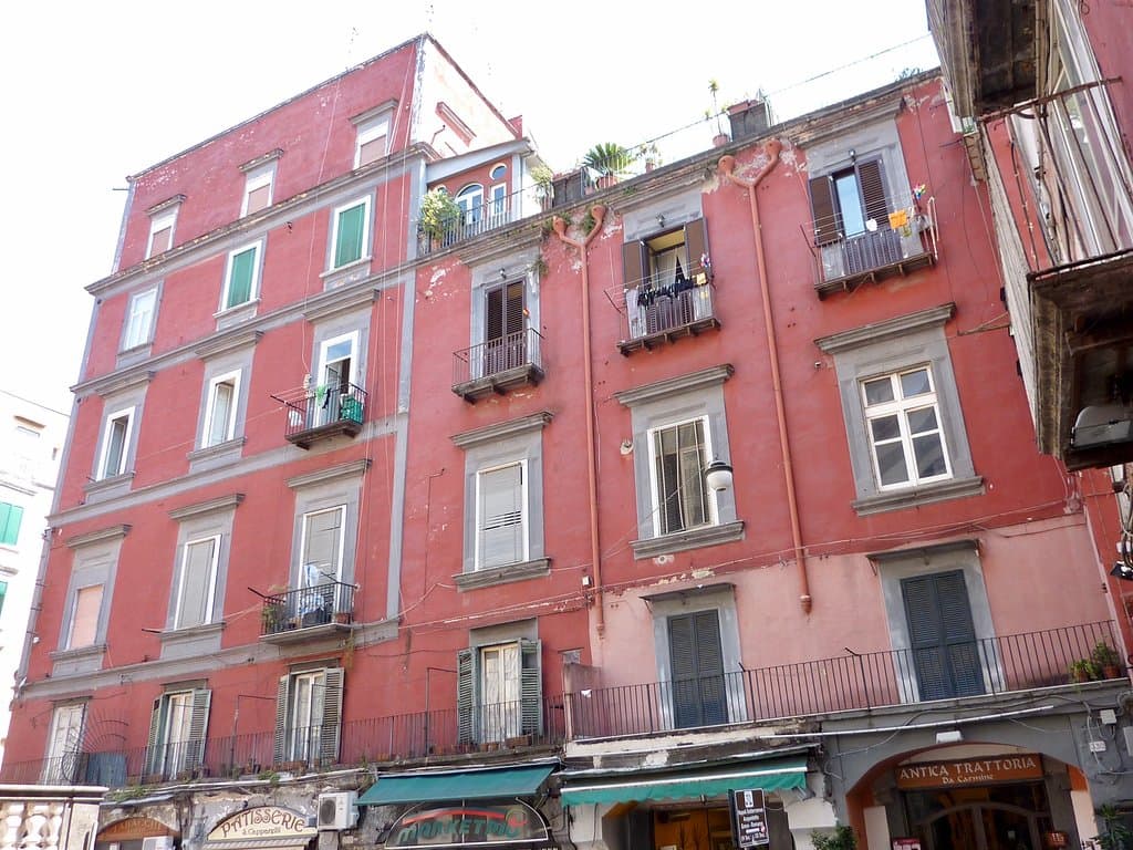Spaccanapoli Naples
