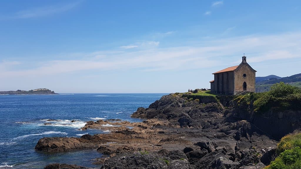Vue sur la chapelle