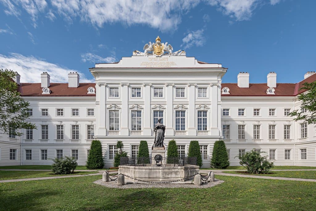 Josephinum – Sammlungen der Medizinischen Universität Wien / Josephinum – Collections of the Medical University of Vienna