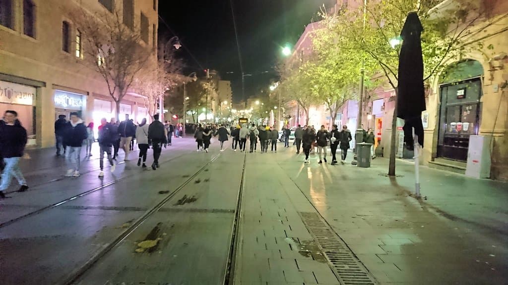 大みそかの通りの様子