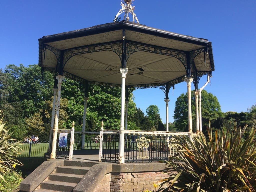 Leigh Road Recreation Ground and Bandstand