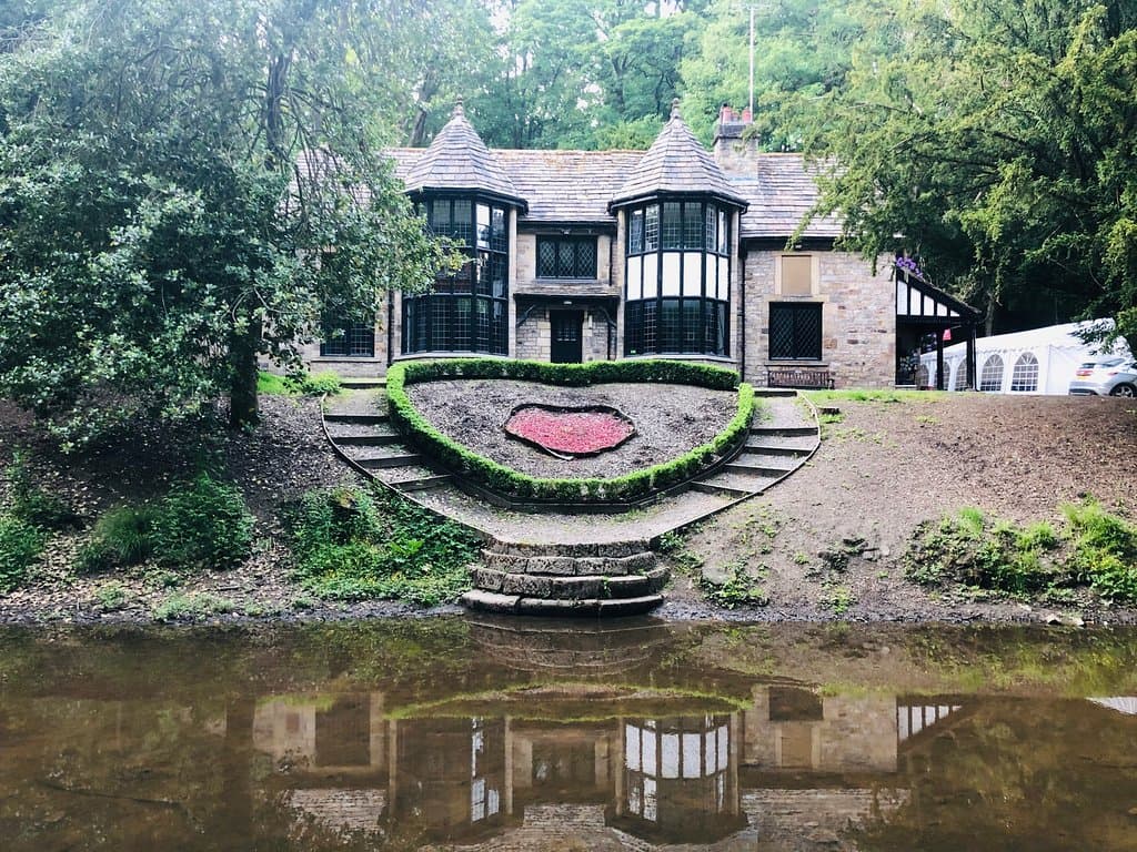 Sunnyhurst Wood - Olde England Kiosk