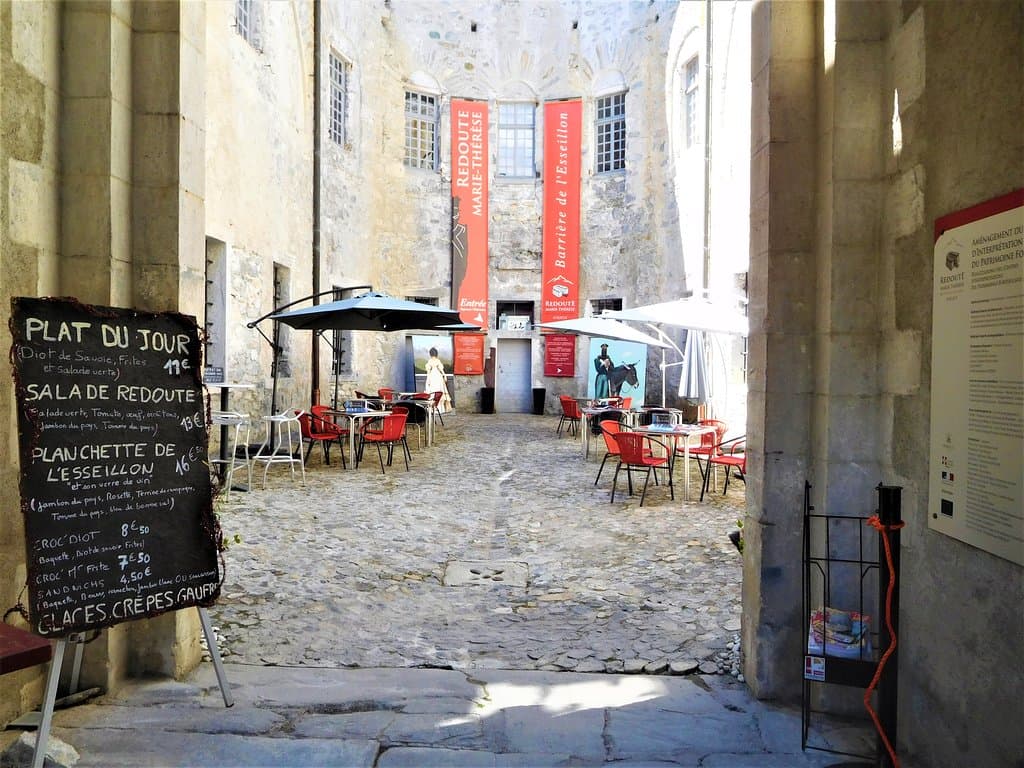 la cour du fort