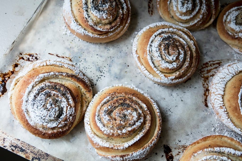 Cinnamon buns/rolls