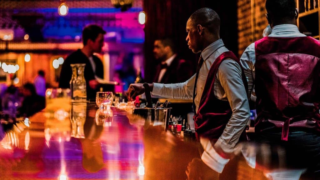 Bar