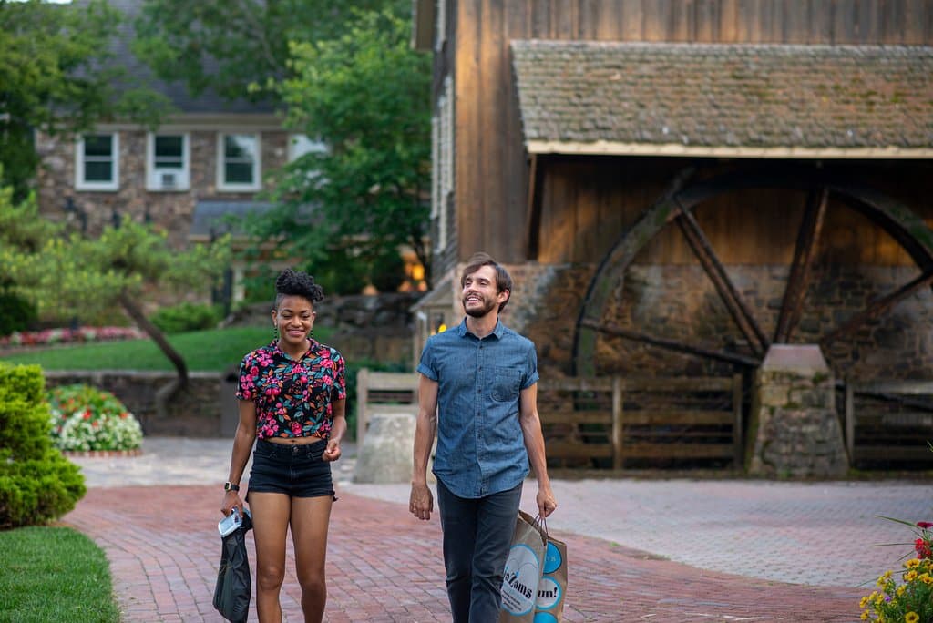 Have a countryside adventure at Peddler's Village 