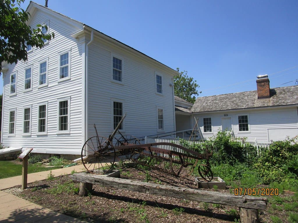 Yender Farmhouse