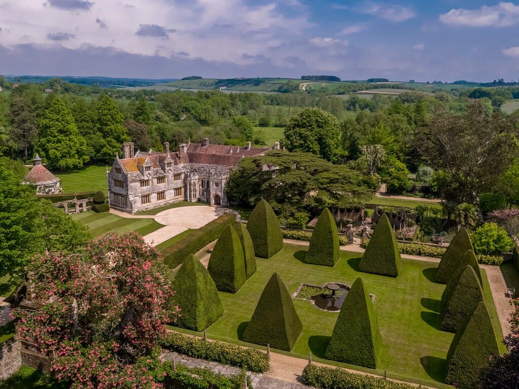 Athelhampton House, one of England's finest manor houses, a great day out in Dorset. Not a National Trust or English Heritage but a member of The Historic Houses