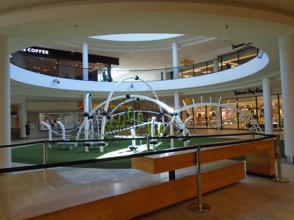 Love the art, even 'though I'm not sure what it is.