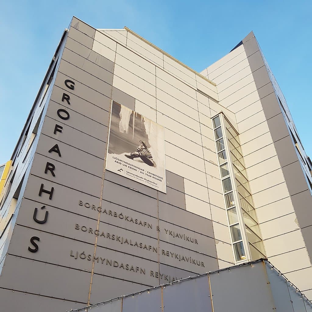 This building called Grófarhús houses the Reykjavík Museum of Photography on the top floor.