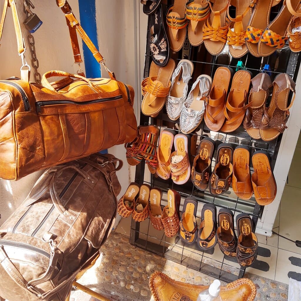 La mejor tienda de piel The Best leather shop Nelson's leather shop