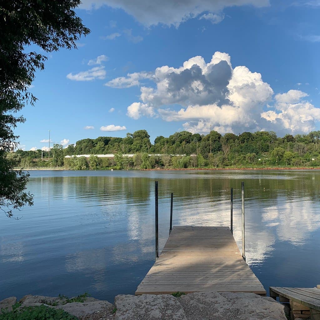 Beautiful calm place to have a walk 