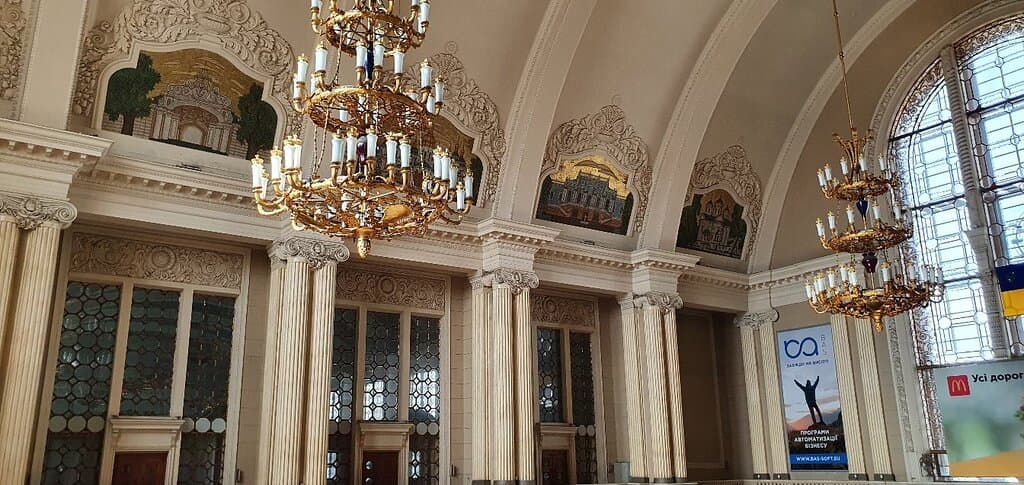 Железнодорожный вокзал Киев-Пассажирский