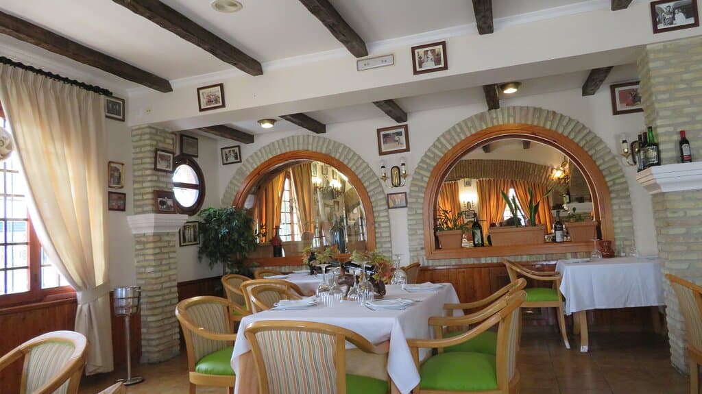 vista salon interior