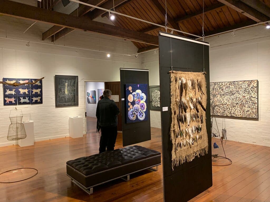 Four galleries changing every 6 to 8 weeks.
