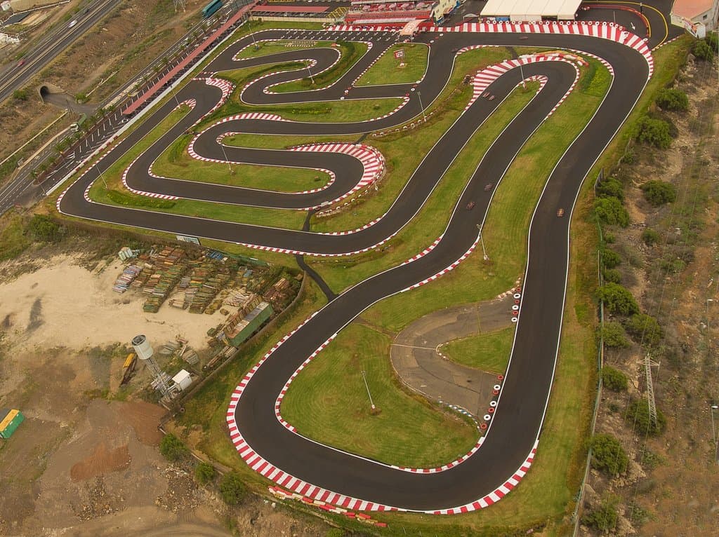 1200 metros de pista