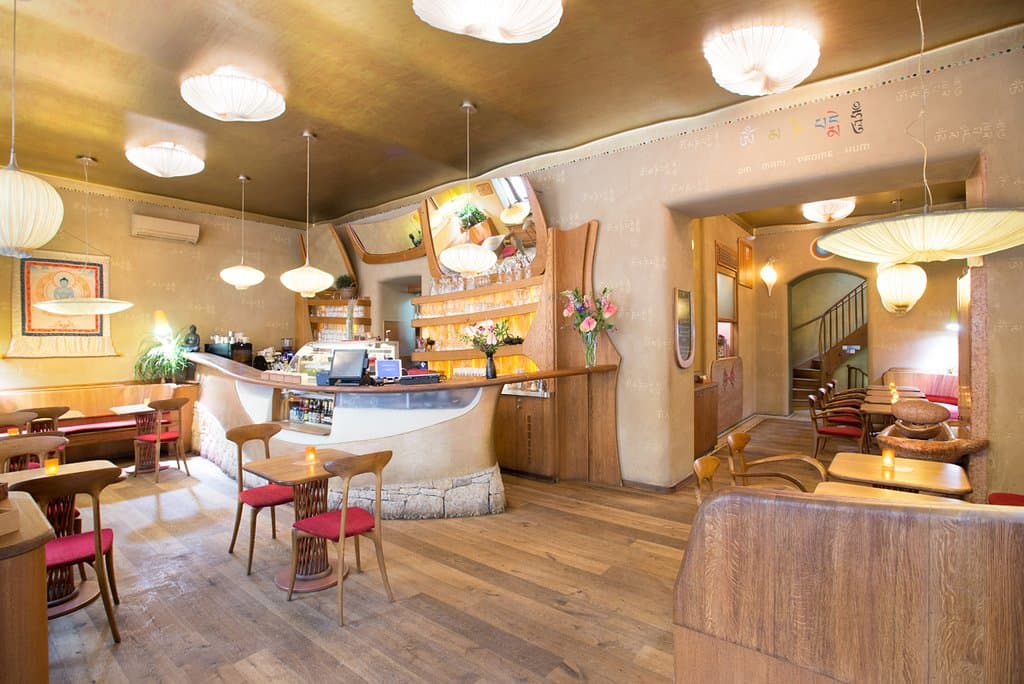 Maitrea restaurant is located  just few steps from Old Town Square in Prague. You can find here calm and relaxing atmosphere, vegetarian food as well as many vegan option, original cocktails, great coffee and great choice of other drinks. 