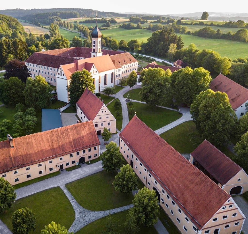 Abtei und Museum Oberschönenfeld von oben
Foto: Andreas Brücklmair