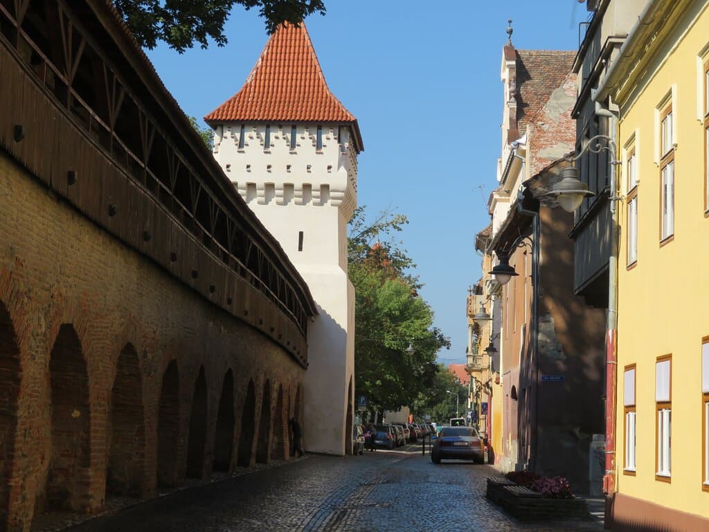 RO: Sibiu; Stadtmauer mit 'Turnul Olarilor' (Töpferturm) 