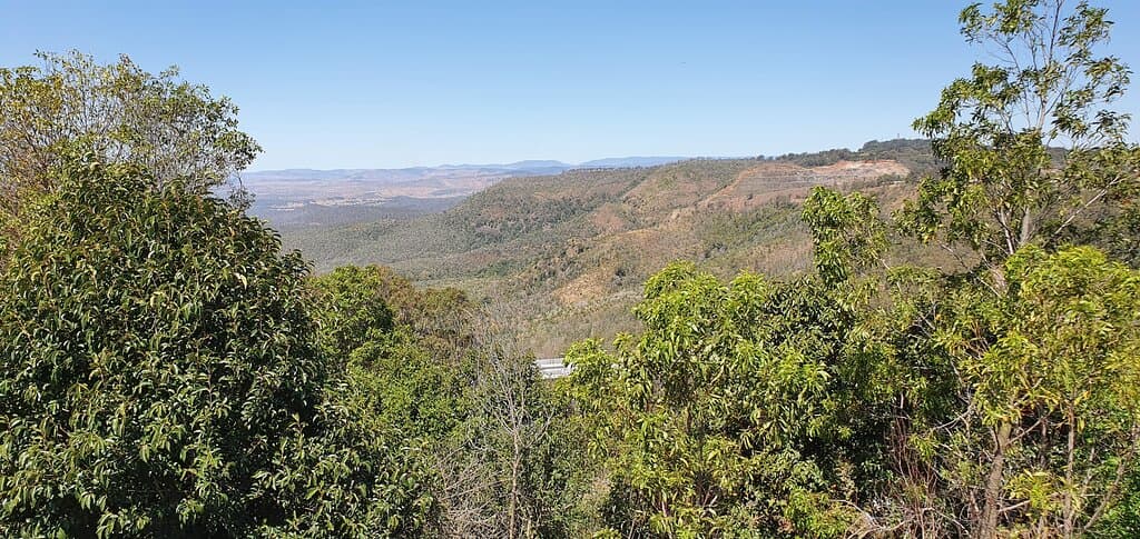 Lions Scenic View Rest Area & Mount Kynock Lookout