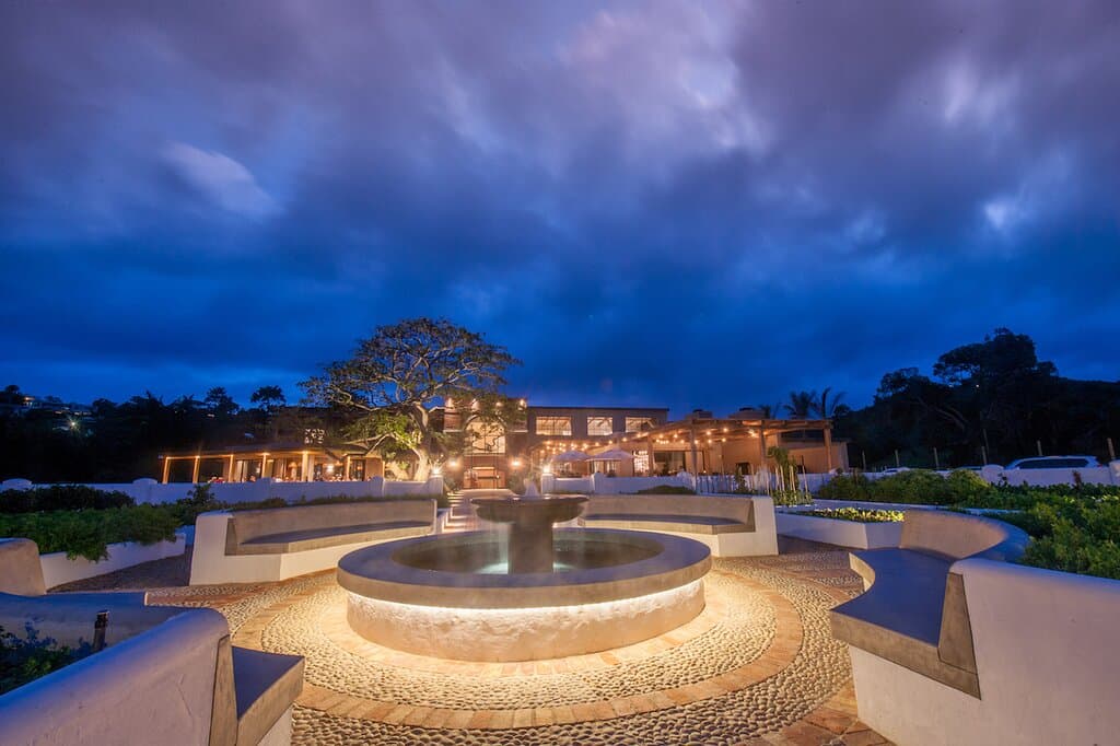 Barrington's at night.
