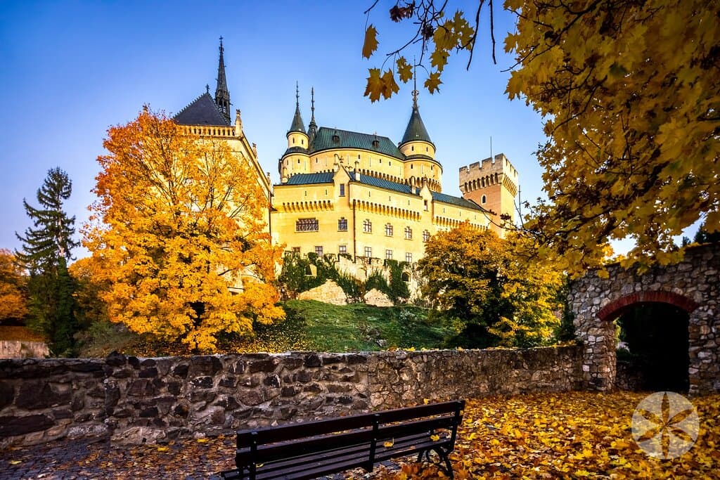 Jesenný pohľad na zámom /foto: SNM-Múzeum Bojnice, Mgr. Igor Socha