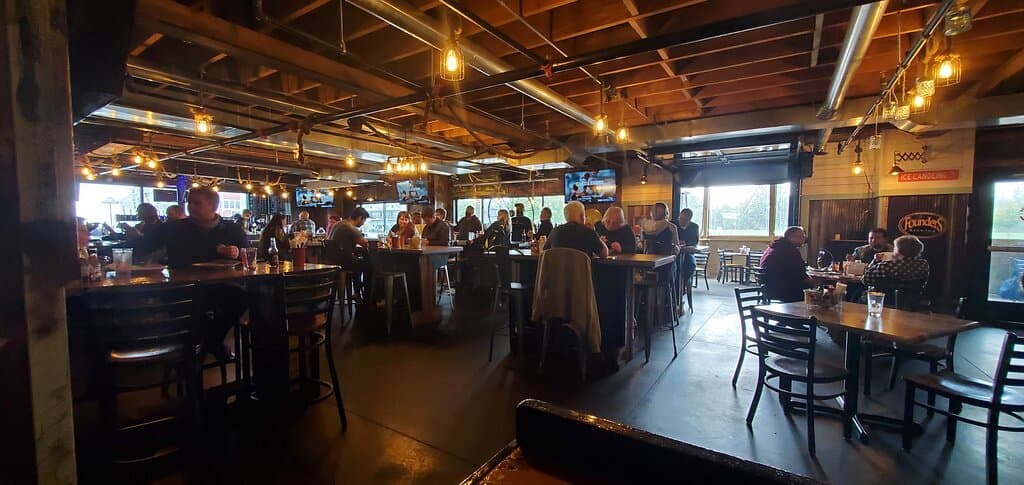 Bare minimum COVID separations.  Owner has been observed on other sites generally contemptuous of COVID concerns.  Base your selection of this restaurant accordingly, and review other comments for similar concerns.