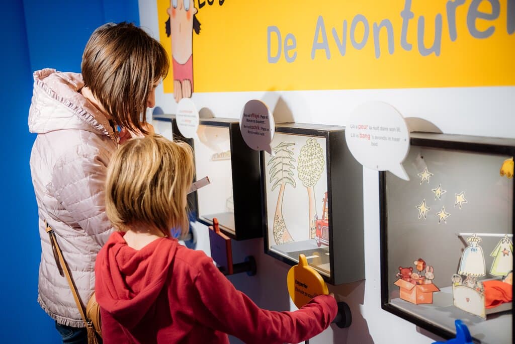 Nul besoin d’être un super-héros pour être doté de super-pouvoirs ! Chacun a des aptitudes particulières, des ressources et des talents qui permettent de faire face à des situations nouvelles ou compliquées. Les enfants enfilent leur cape et partent à la découverte des leurs !