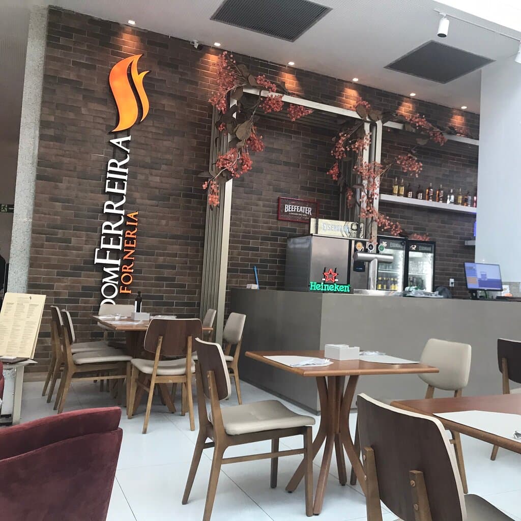 Dom Ferreira Forneria