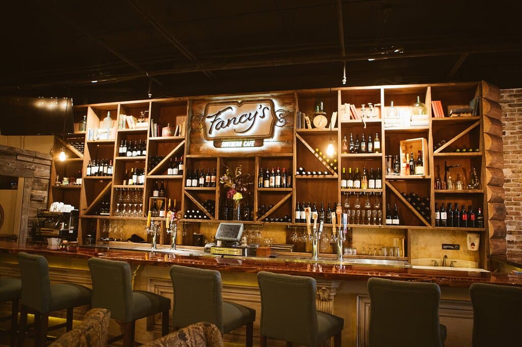 Looking for good southern food? Fancy's is the place to find it!