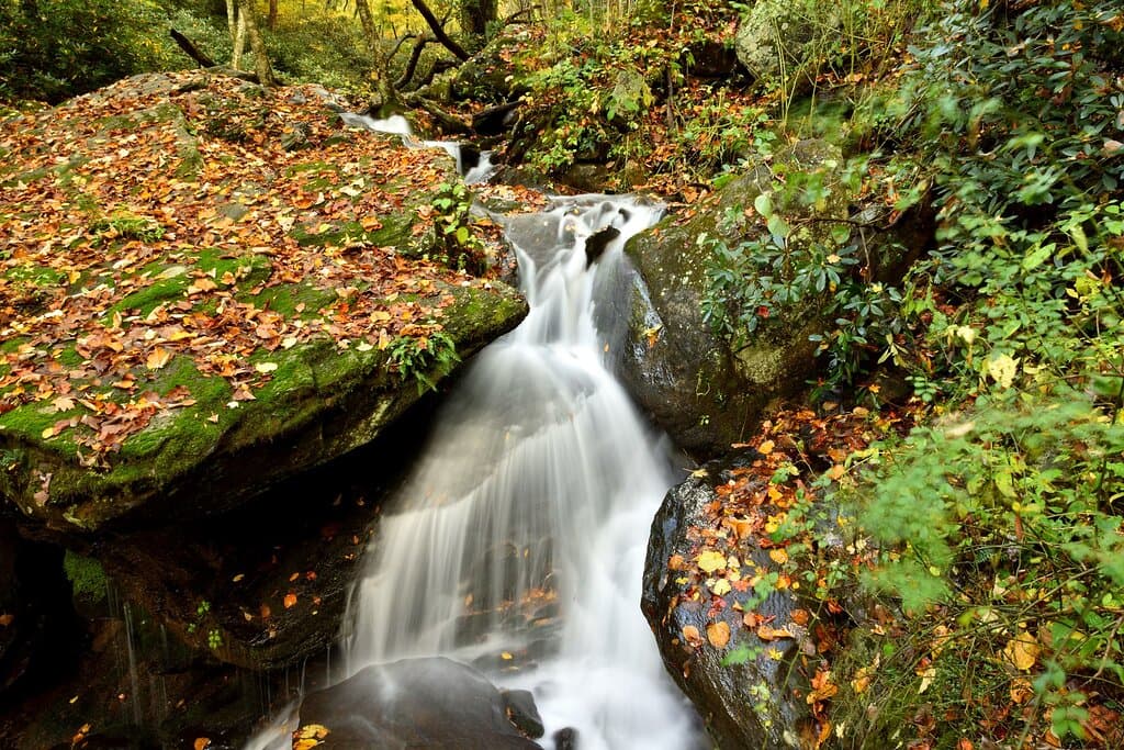View of right side of the falls.