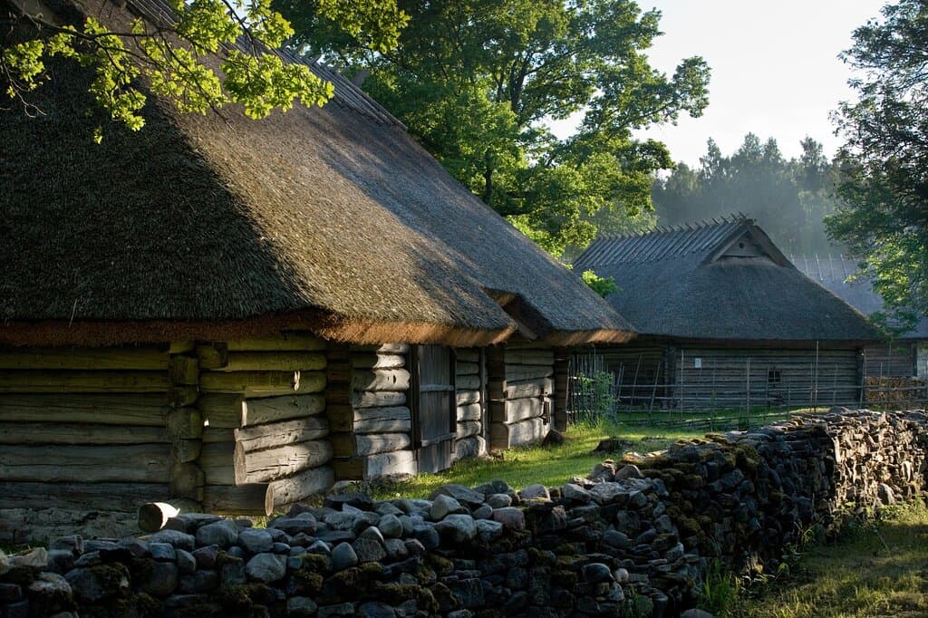 The valuable collection of Estonian vernacular architecture consists of nearly 80 buildings from the past two hundred years.