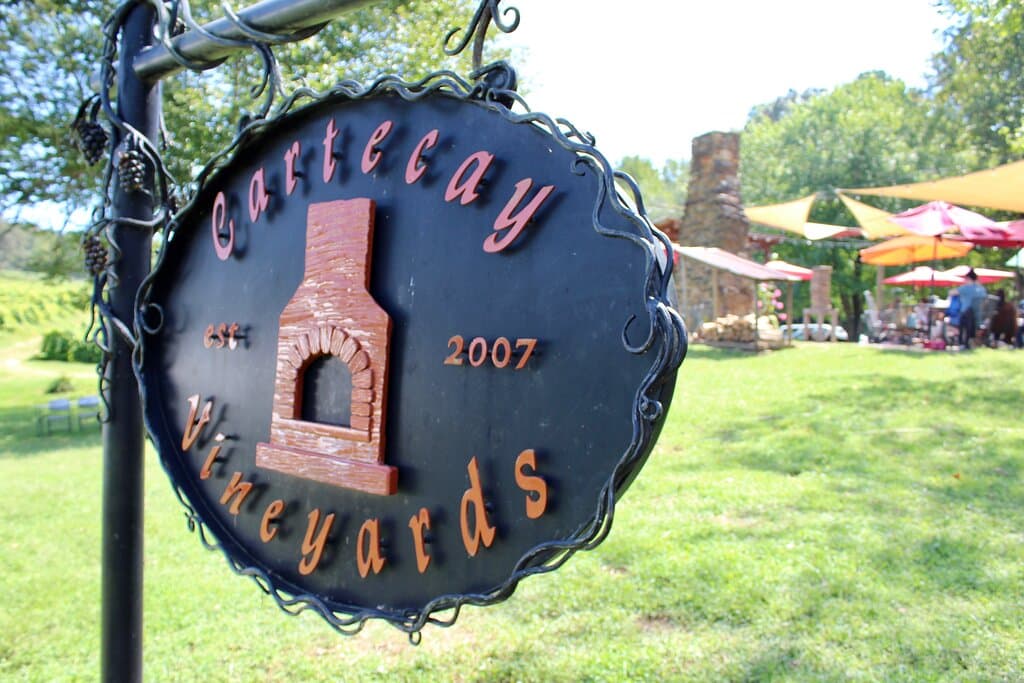 Cartecay Vineyard's Sign at Entrance