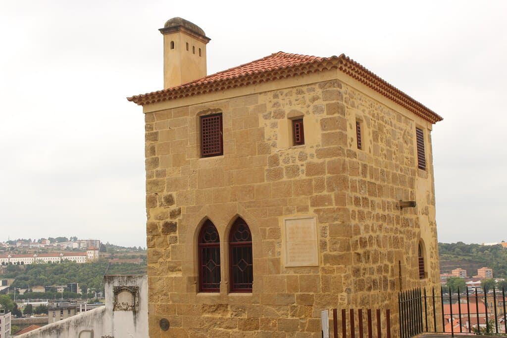 Torre