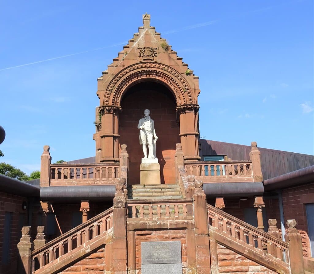 The Robert Burns statue