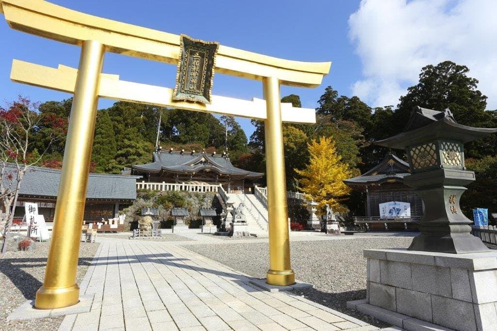 幸福の鳥居 / Torii (Gate) of happiness