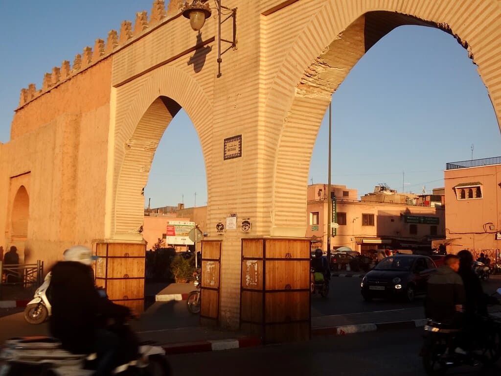 Bab Dekkakin
