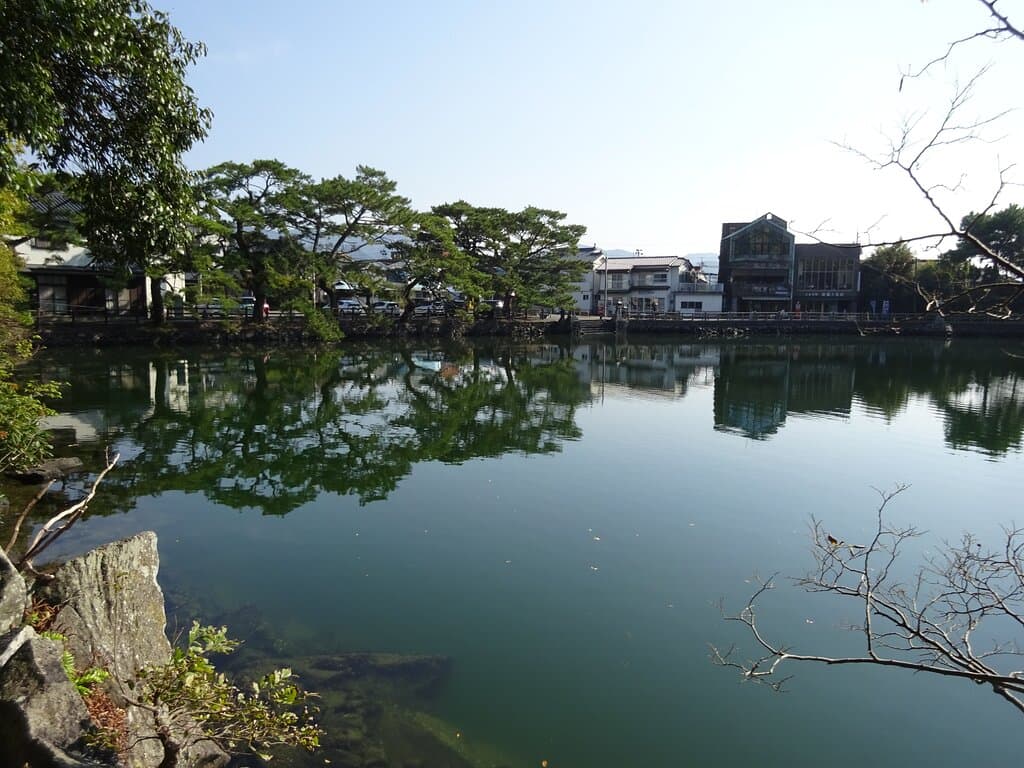 Myojin Pond Kasayama Crater