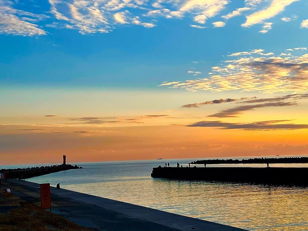 Michi-no-Eki Akabane Loco Station