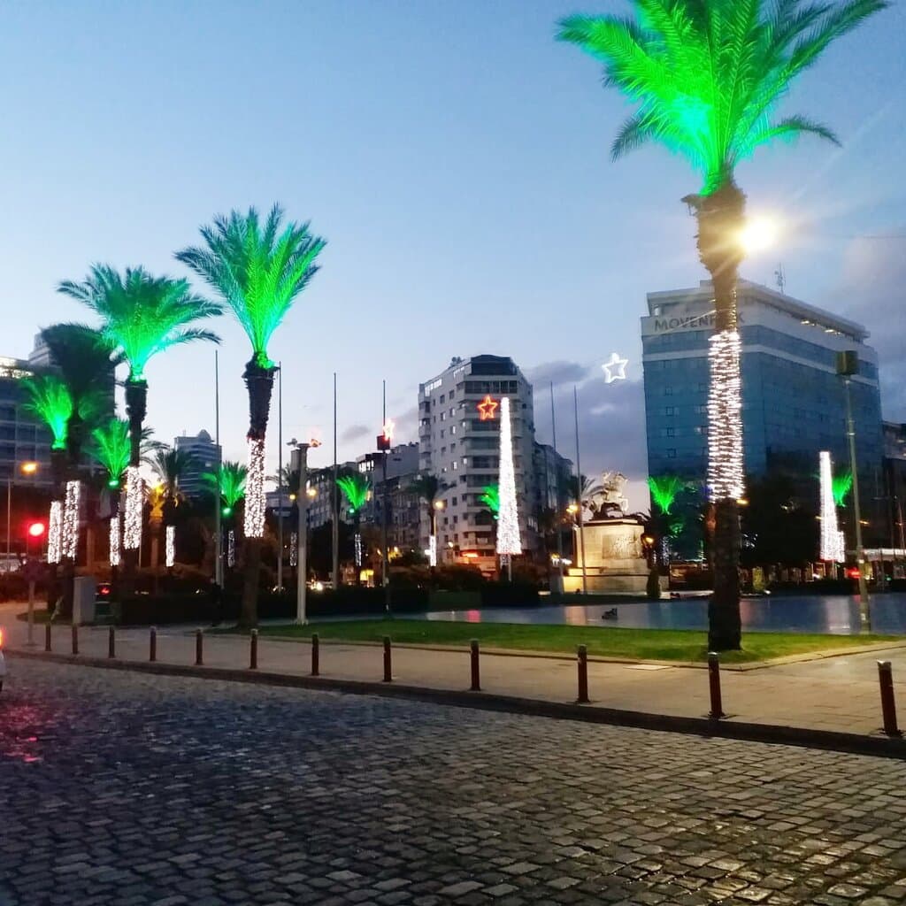 İZMİR 