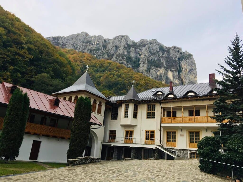 Autumn at Ramet Monastery