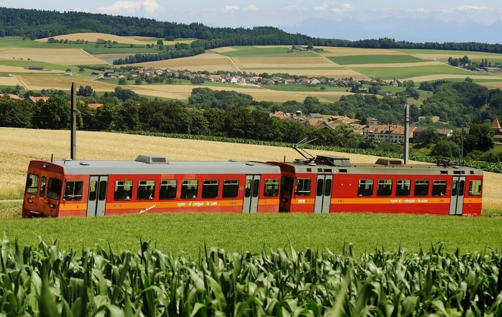 Ligne de chemin de fer Nyon - St-Cergue - La Cure (NStCM)