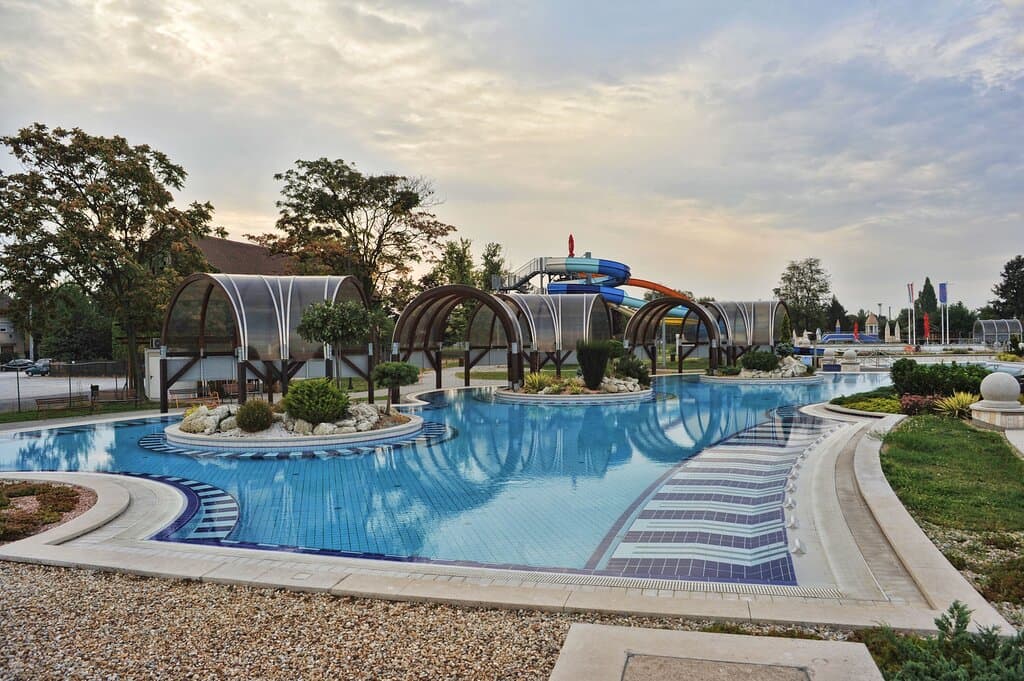 A nyugalom szigete, persze csak nyitvatartáson kívül. :)