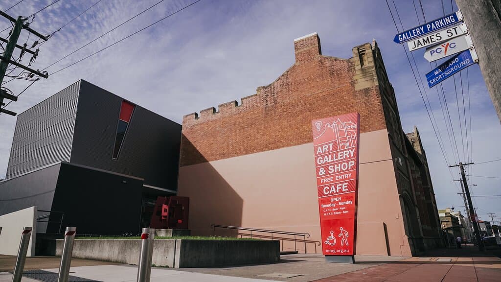 Maitland Regional Art Gallery (front entry)
230 High Street, Maitland, NSW.  Image: Newy Digital. 