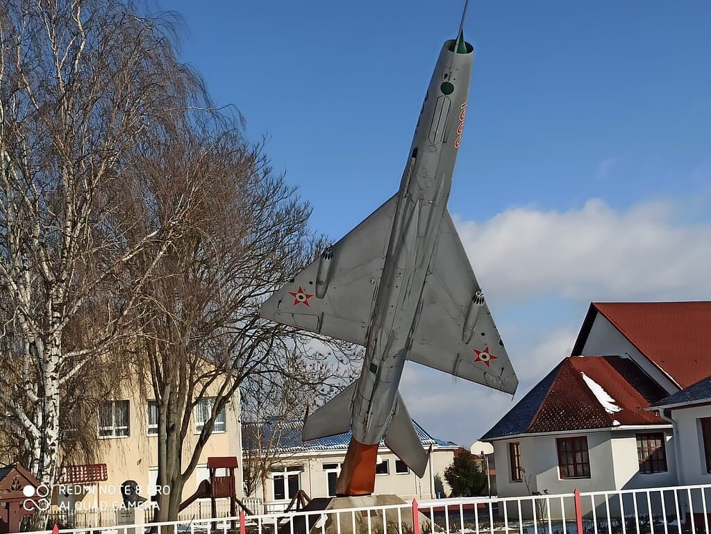MIG 21