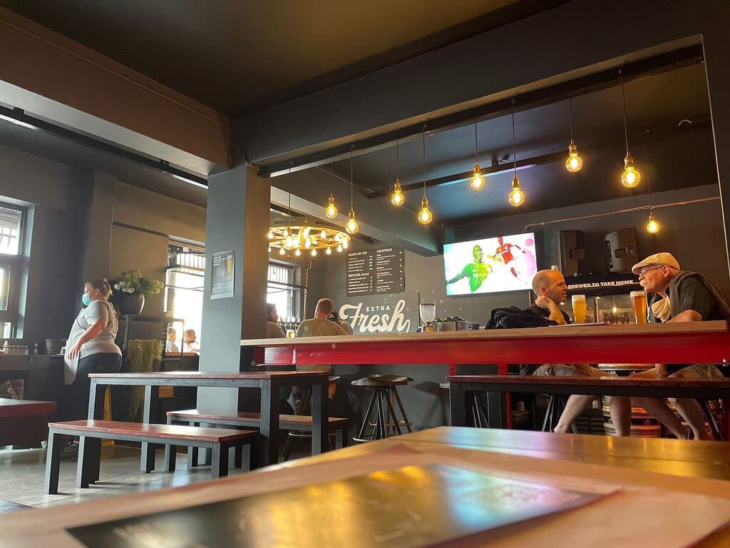 Mad Giant Tap Room