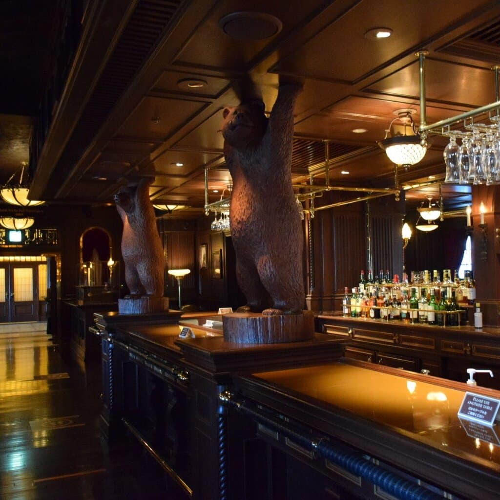 The Teddy Roosevelt Lounge