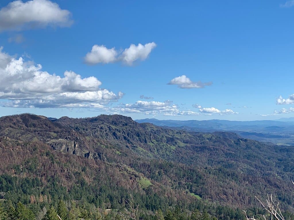 A nice hike and not too strenuous. The weather was perfect and we could see for miles. It wasn’t very crowded, which was a plus. I would love to find out more about those rocks that the monument was sitting on (with “creature” indentations, put can’t seem to find anything online. 🤷‍♀️
