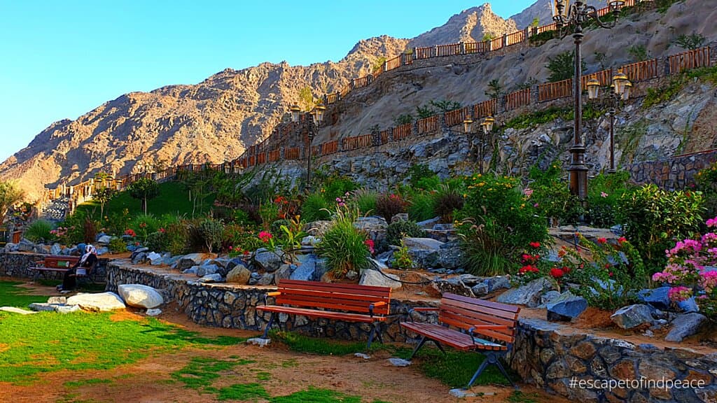 Family friendly + children's play area + great mountain views + waterfall + barbeque area + seating areas + free parking + other facilities - cafe & washrooms Very well maintained. Make sure you take the stairs and you will not regret the view!